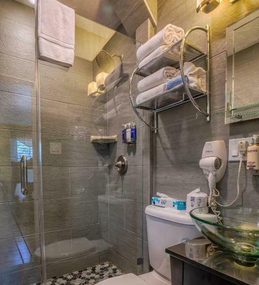 스위트, Duval Inn   Key West