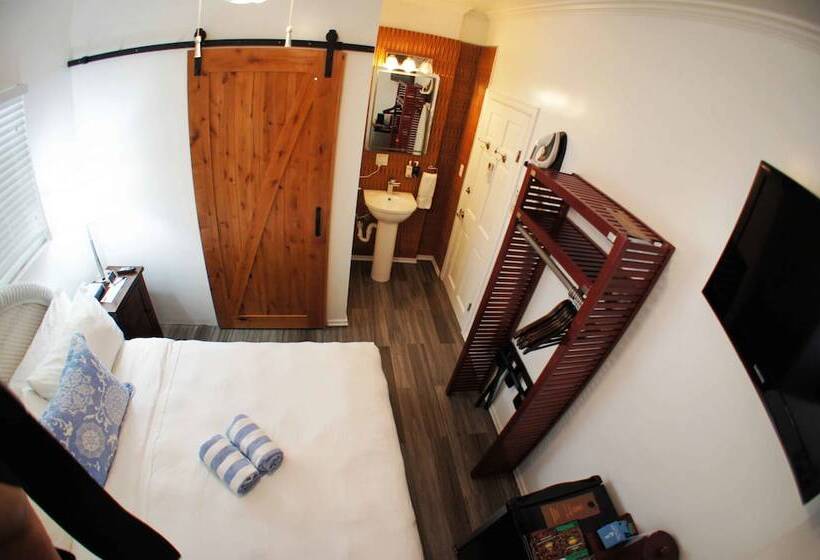 기본룸, Duval Inn   Key West