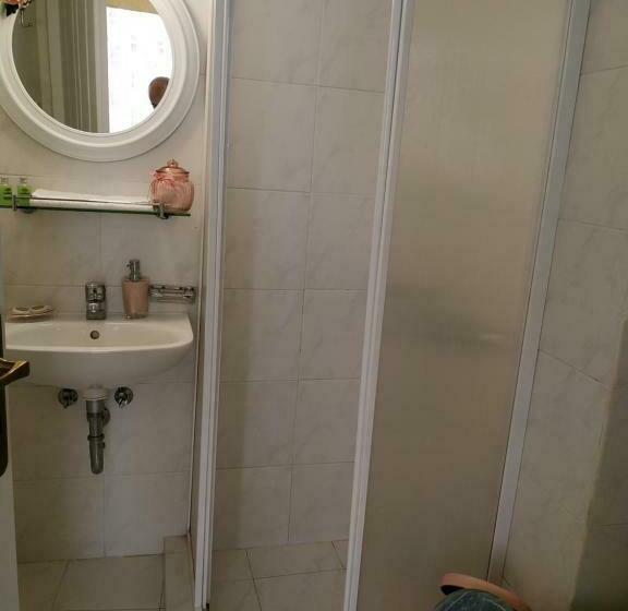 Стандартный Номер Нижний Этаж, Fiera Guesthouse