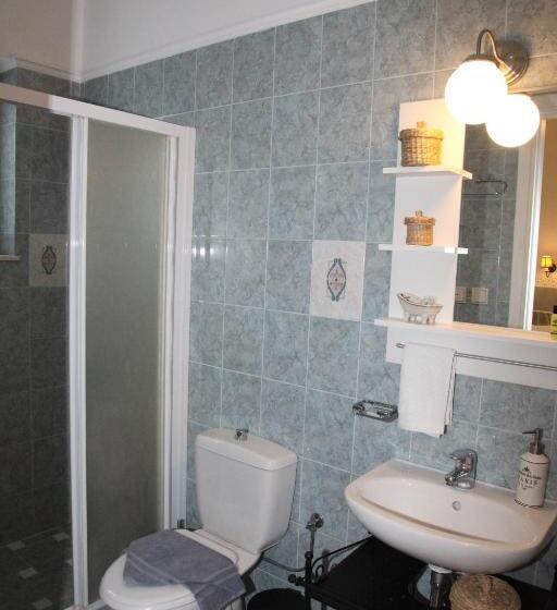 اتاق استاندارد, Fiera Guesthouse