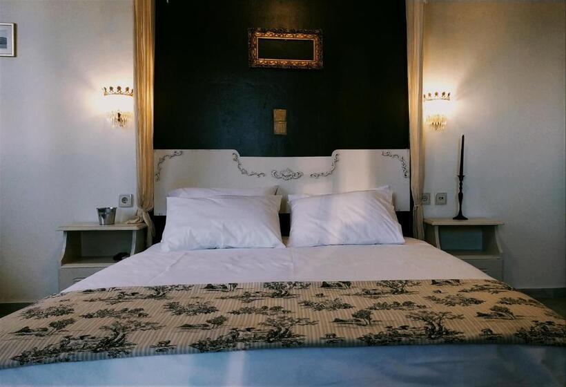 Standard Triple Room with Terrace, Fiera Guesthouse