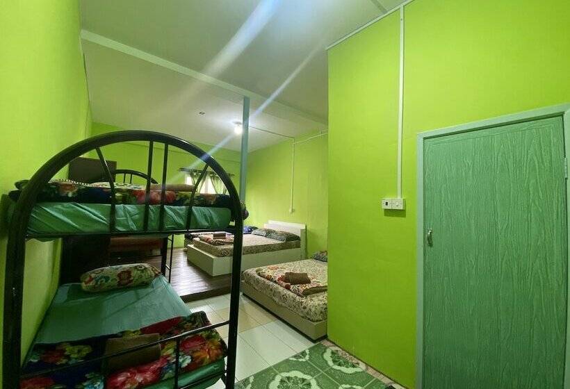 家庭间, Kupi Kupi & Stay