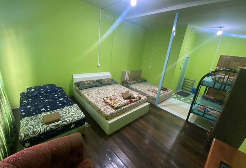 家庭间, Kupi Kupi & Stay