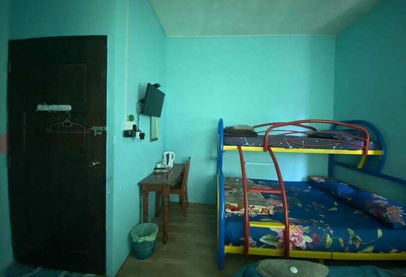 家庭间, Kupi Kupi & Stay