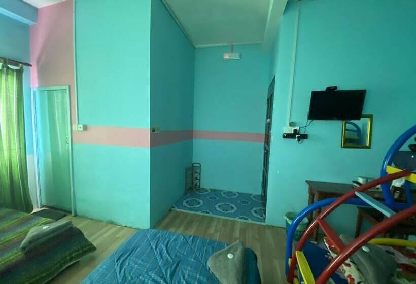 家庭间, Kupi Kupi & Stay