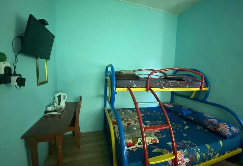 家庭间, Kupi Kupi & Stay