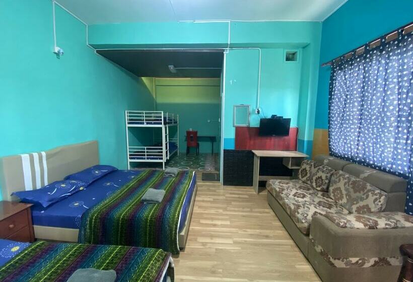 家庭间, Kupi Kupi & Stay