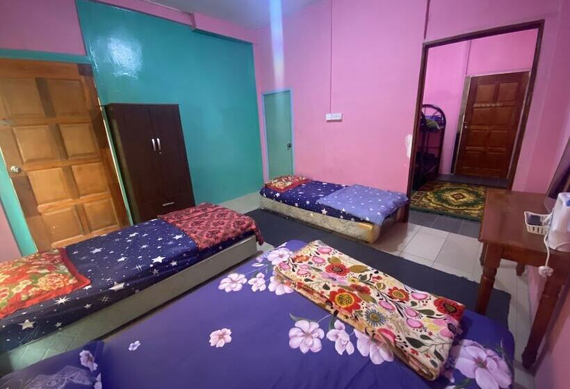 家庭间, Kupi Kupi & Stay