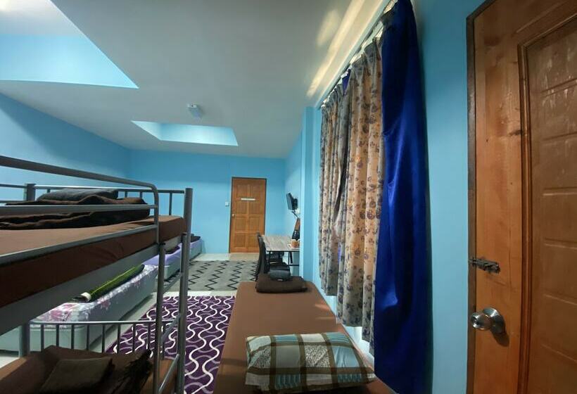 家庭间, Kupi Kupi & Stay