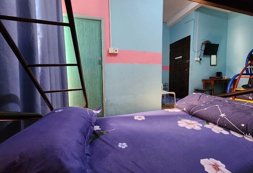 家庭间, Kupi Kupi & Stay