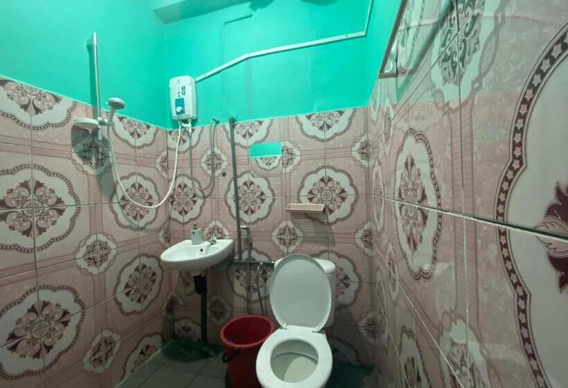 家庭间, Kupi Kupi & Stay