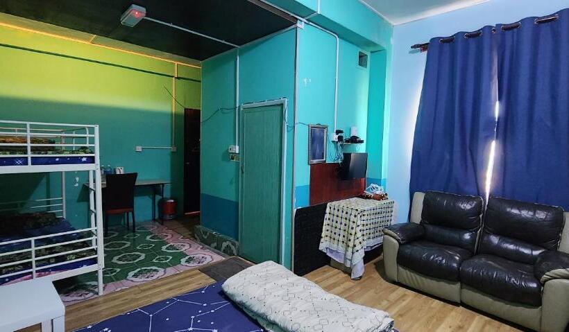 家庭间, Kupi Kupi & Stay