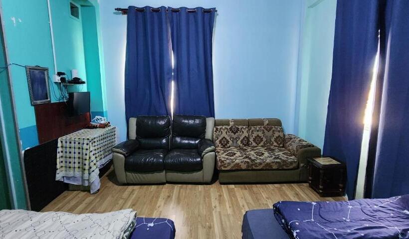 家庭间, Kupi Kupi & Stay