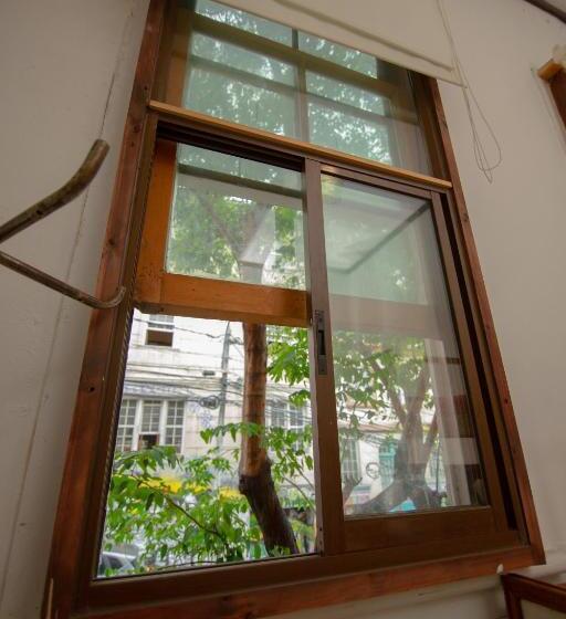 اتاق استاندارد چهار تخته, La Casa Del Puerto, Hostal Cultural, Cerro Alegre