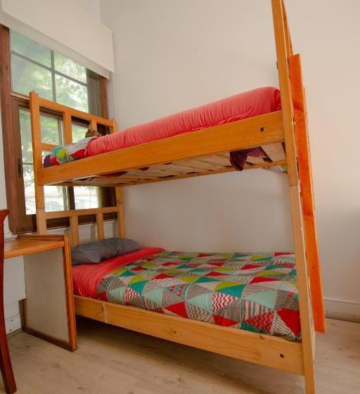 اتاق استاندارد چهار تخته, La Casa Del Puerto, Hostal Cultural, Cerro Alegre
