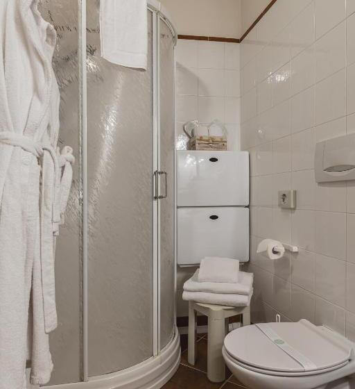 バルコニー付きジュニアスイート, Meublè Evoè