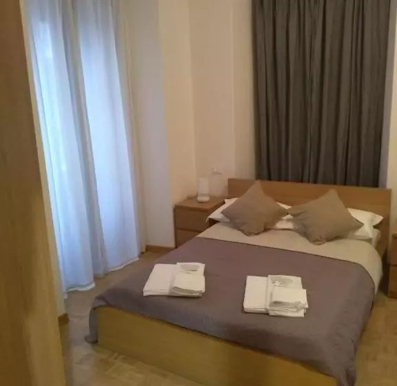 Studio Familiare, Affittacamere Iris