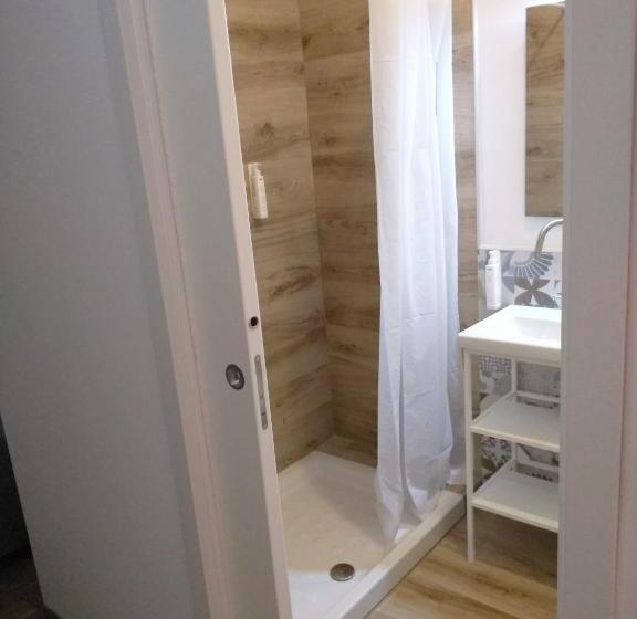 اتاق استاندارد, Affittacamere Iris