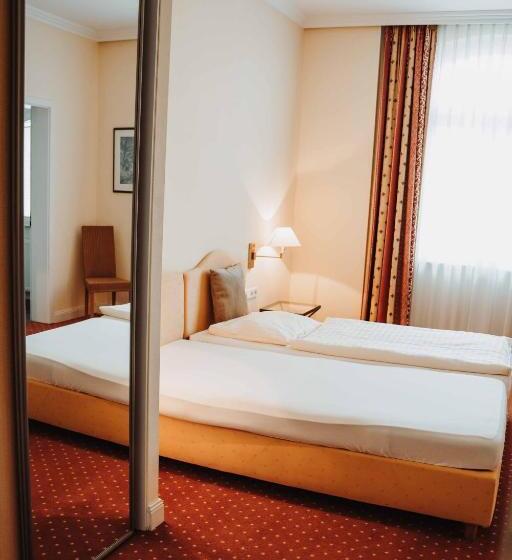 标准间, Am Wallgraben