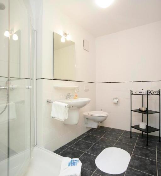 舒适型单人间, Am Wallgraben