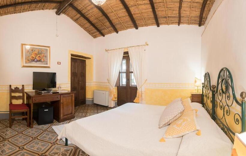 חדר קלאסי, Anticos Palathos