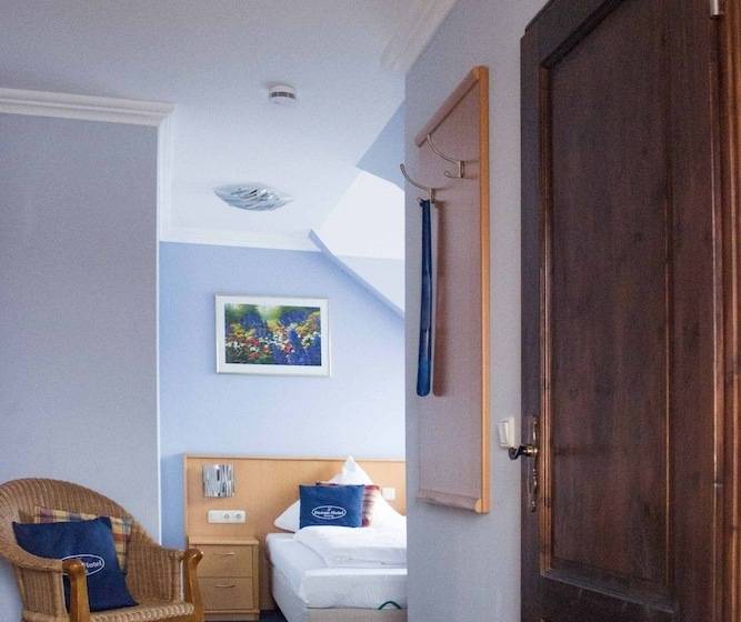 컴포트 룸, Donau