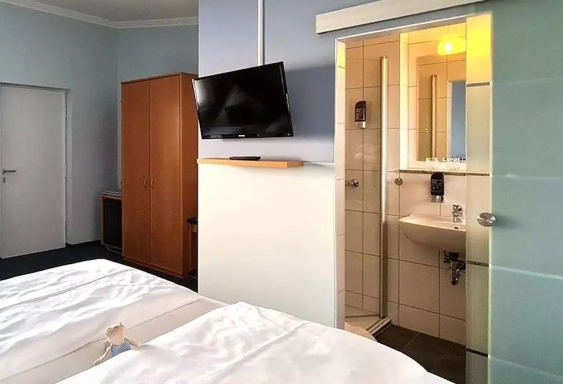 اتاق راحتی سه تخته, Donau