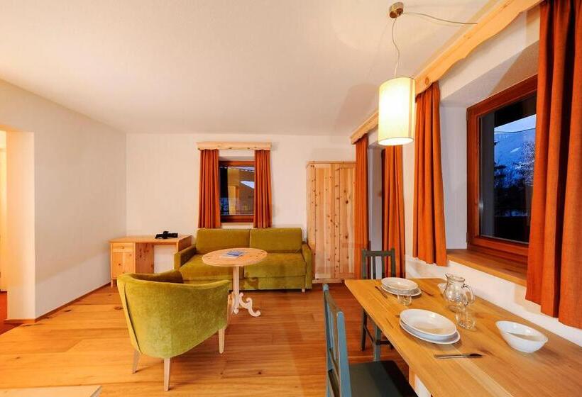 带1个卧室的带阳台的公寓, Gassenwirt