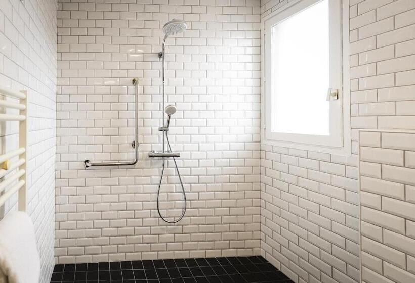 اتاق استاندارد, Bastide