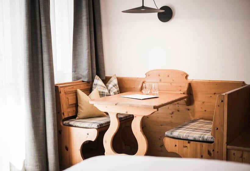 小型套房, Ladinia