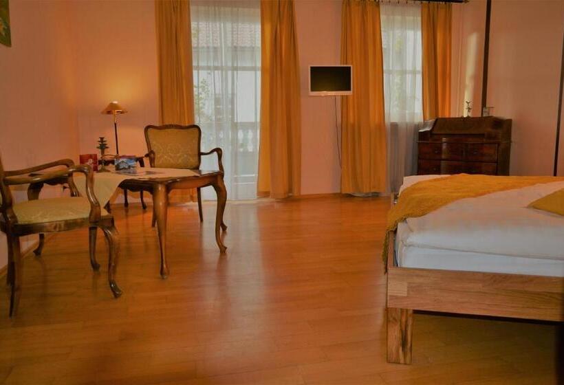 テーマパークスタンダードルーム, Landgut Stetter