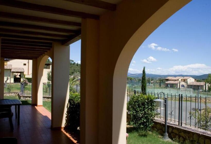 شقة غرفتين, Le Corti Di Montepitti