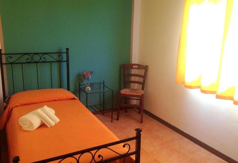 شقة غرفتين نوم مزودة بشُرفة, Le Corti Di Montepitti