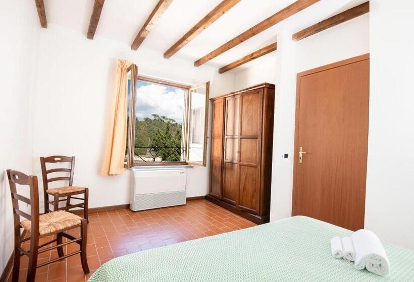 شقة غرفتين نوم مزودة بشُرفة, Le Corti Di Montepitti