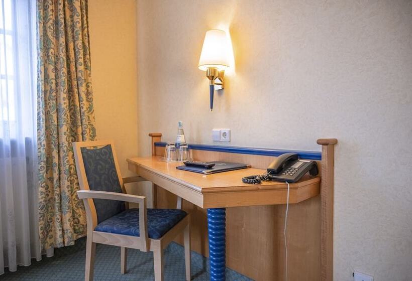 스탠다드 룸, Neuwirt