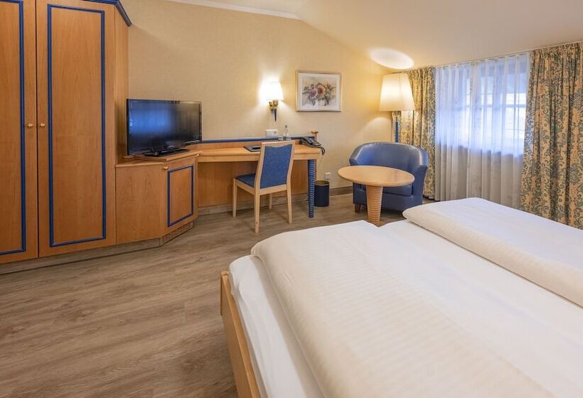 스탠다드 룸, Neuwirt