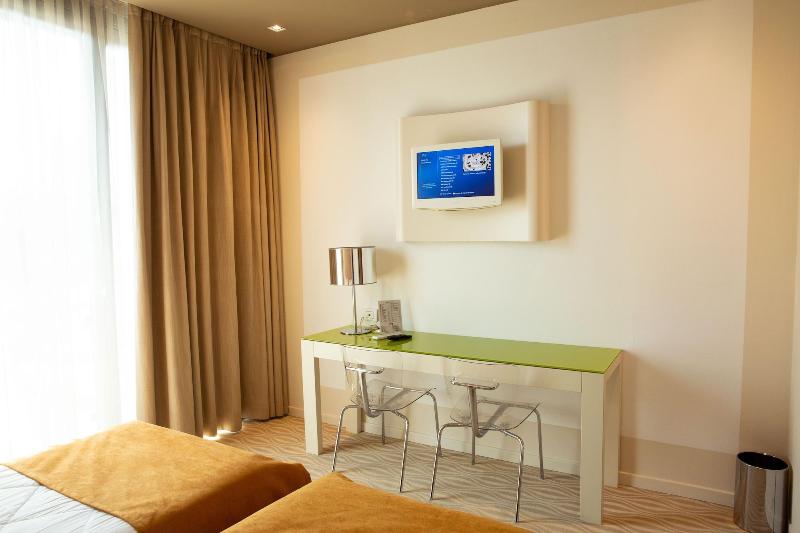 Номер Стандарт, One Hotel & Restaurant