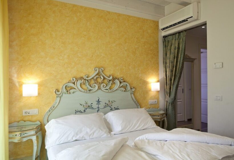 غرفة سوبيريور, Pai