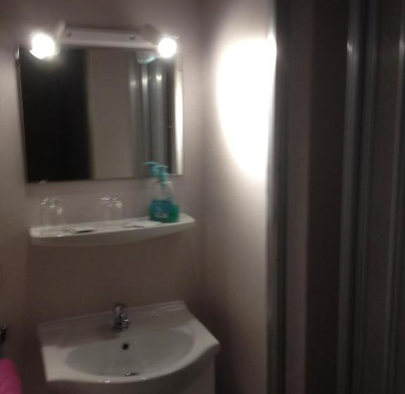 Номер Стандарт, Restaurant Hellmann