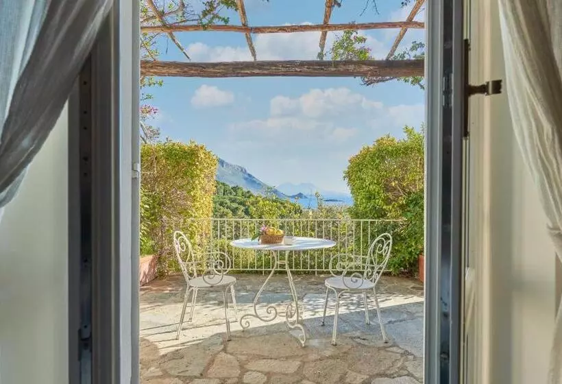 Camera Deluxe Vista Mare, Santavenere