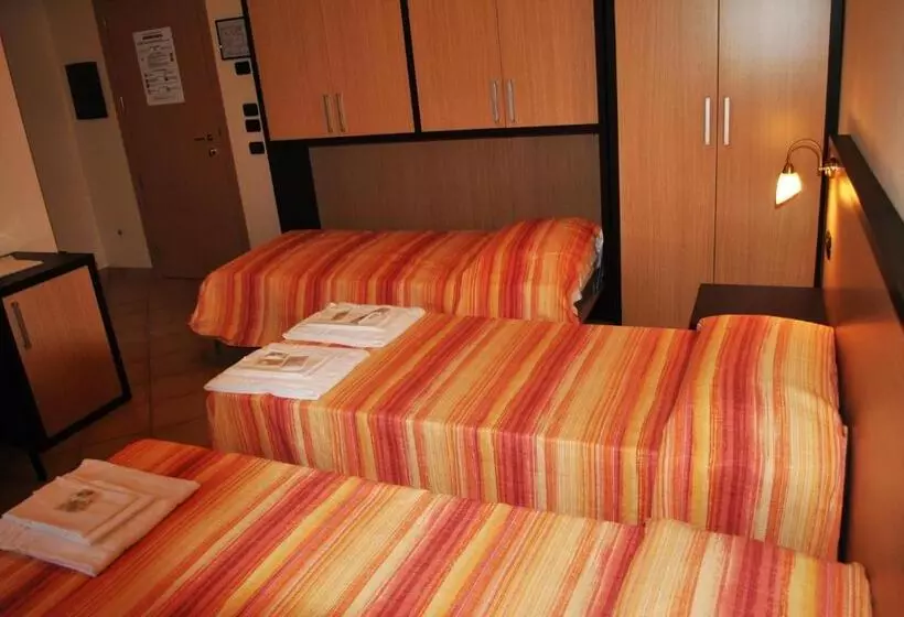 اتاق استاندارد سه نفره, Country House Vecchio Frantoio