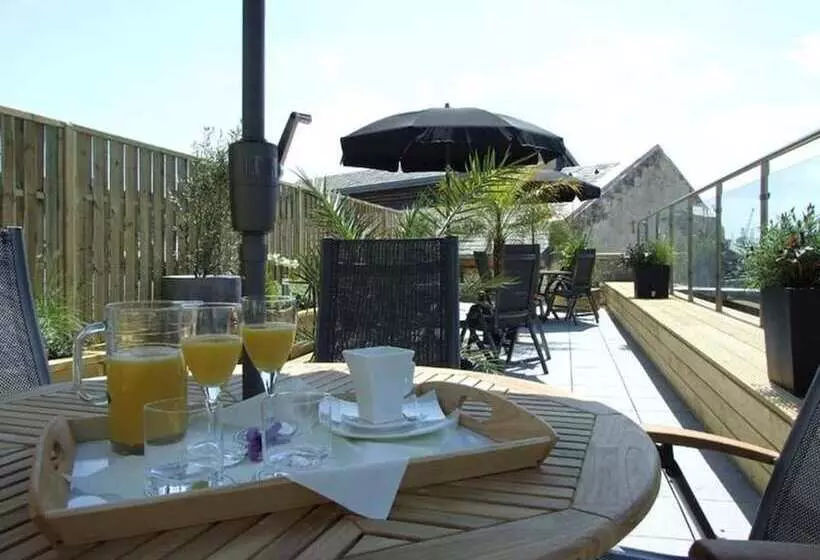 バルコニー付き１ベッドルームアパートメント, Liberty Wharf Apartments