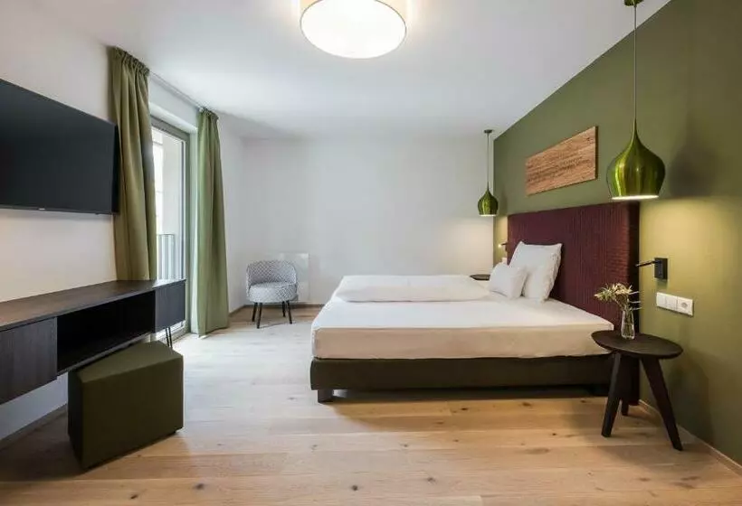 اتاق استاندارد یک نفره, Oliven  & Genusshotel Hirzer