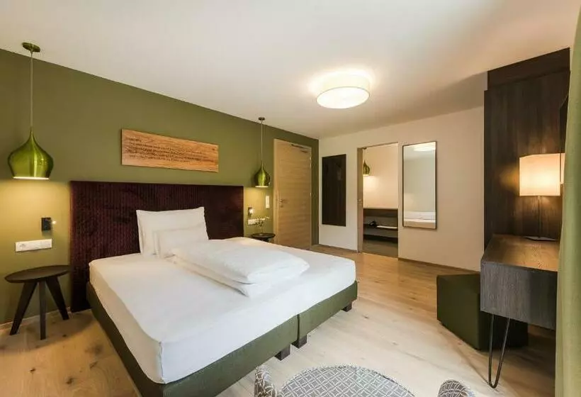 اتاق استاندارد یک نفره, Oliven  & Genusshotel Hirzer