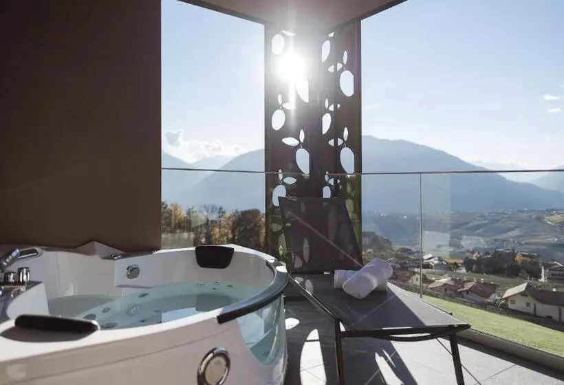 اتاق لوکس, Oliven  & Genusshotel Hirzer