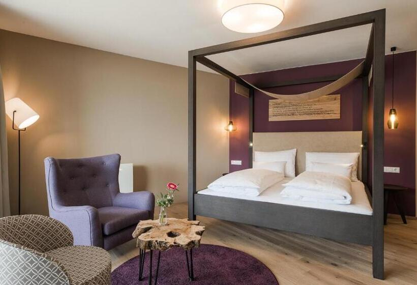 デラックストリプルルーム, Oliven  & Genusshotel Hirzer