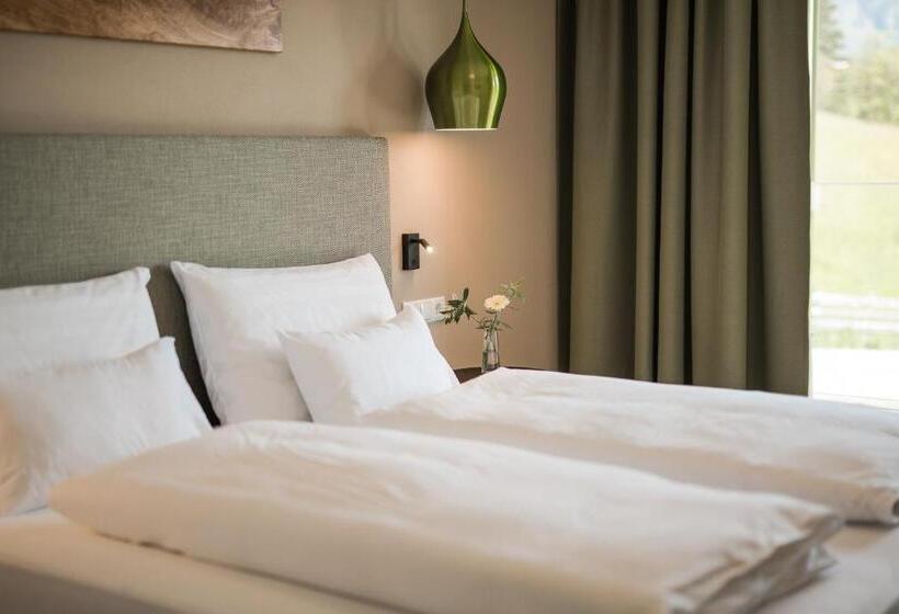 Apartament Rodzinny, Oliven & Genusshotel Hirzer