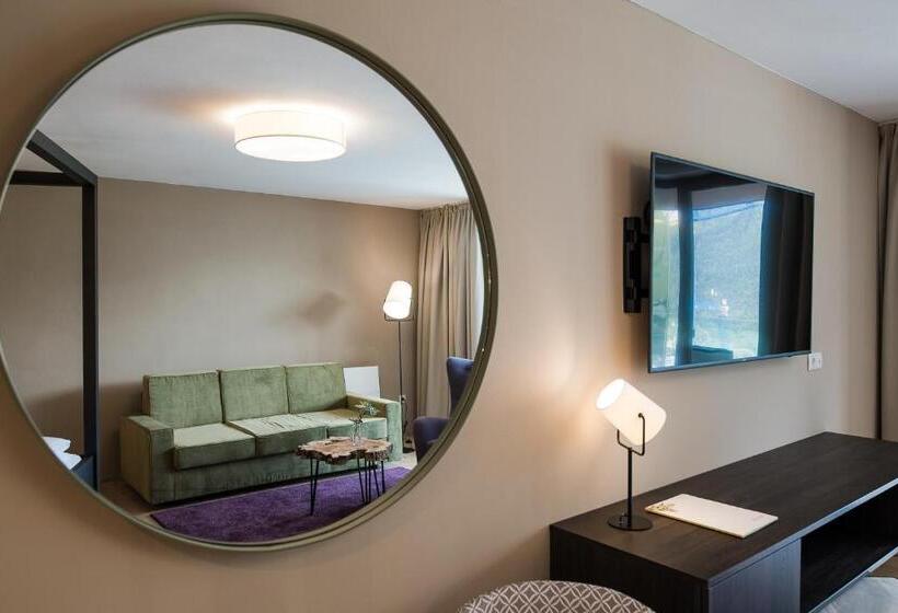 Suite Deluxe, Oliven & Genusshotel Hirzer