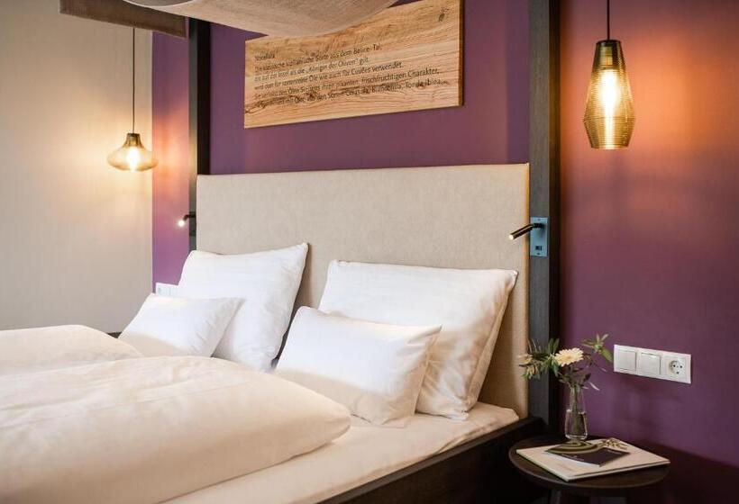 Suite Deluxe, Oliven & Genusshotel Hirzer