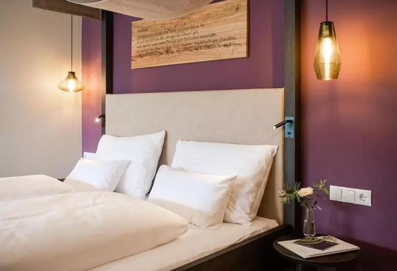 سوییت لوکس, Oliven  & Genusshotel Hirzer